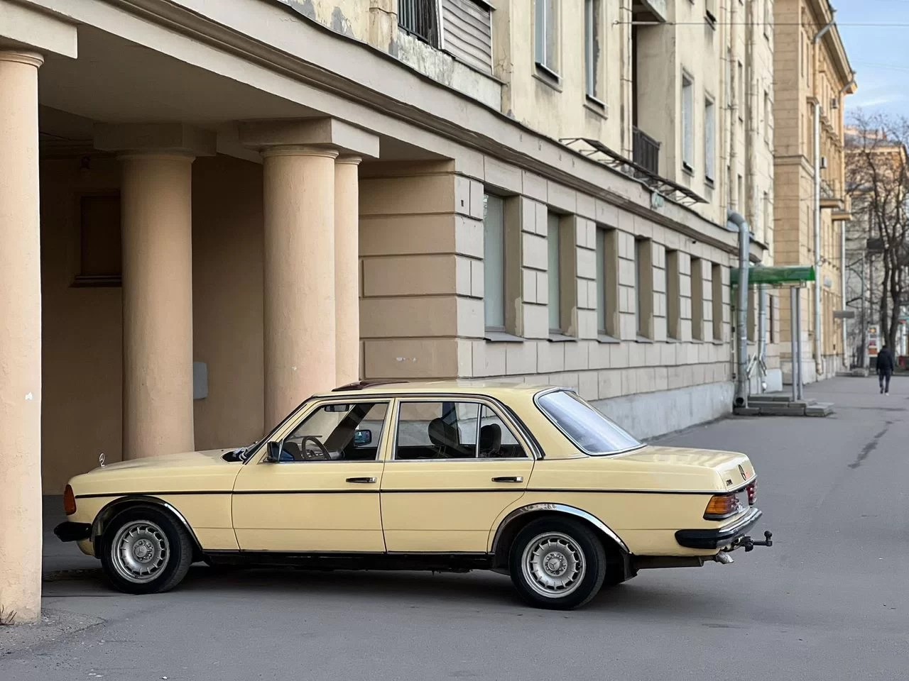 Mercedes-Benz W123 2.4 MT — фото 14